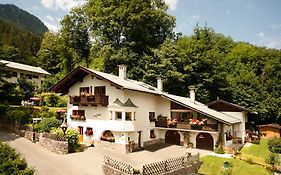 Apartment Haus Schatz