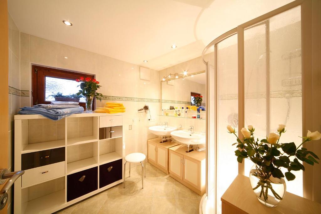 Apartment Haus Schatz Kitzbühel Zimmer foto